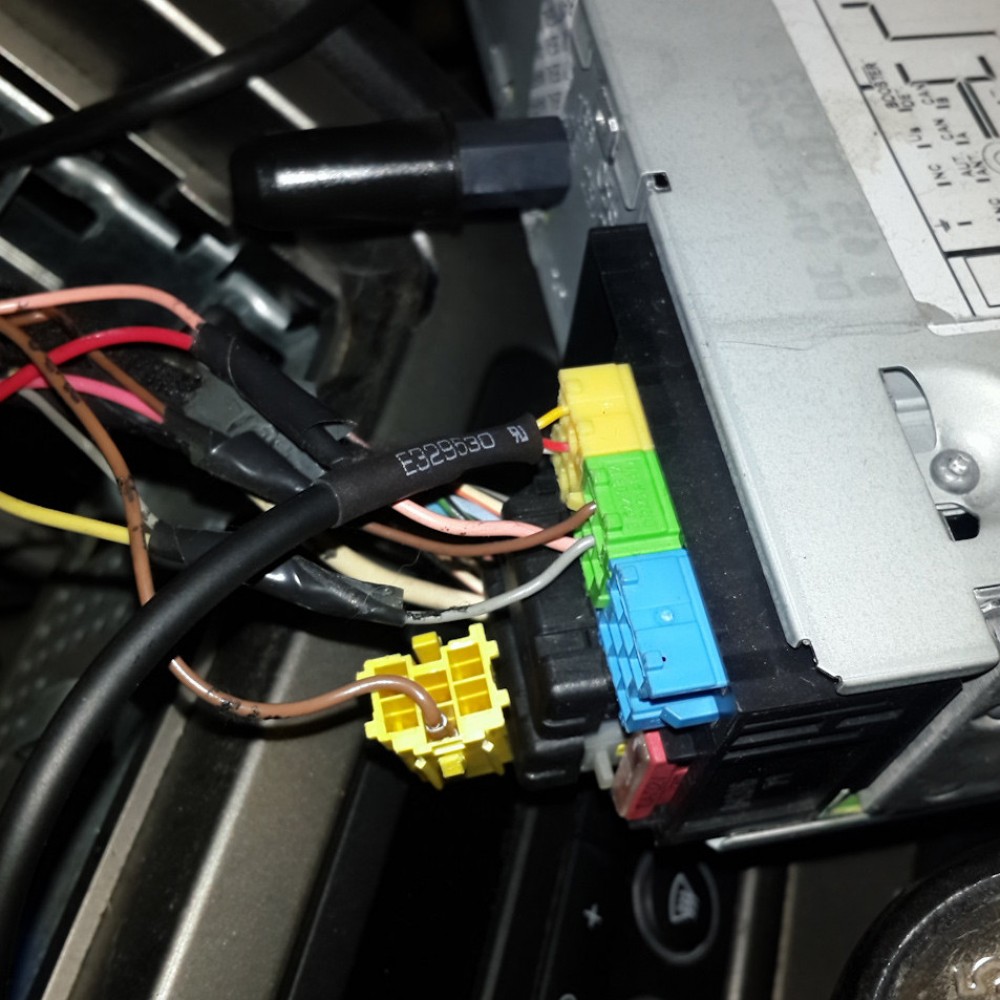 Bluetooth 5.0 AUX адаптер c разъемом Mini ISO для авто магнитолы Fiat SB05, 6 pin, и др.